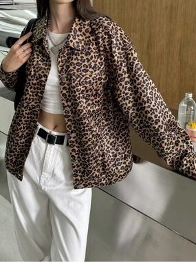 Renfrew Collection Leopard Print Jacket with Olive Green Lining, Size 12